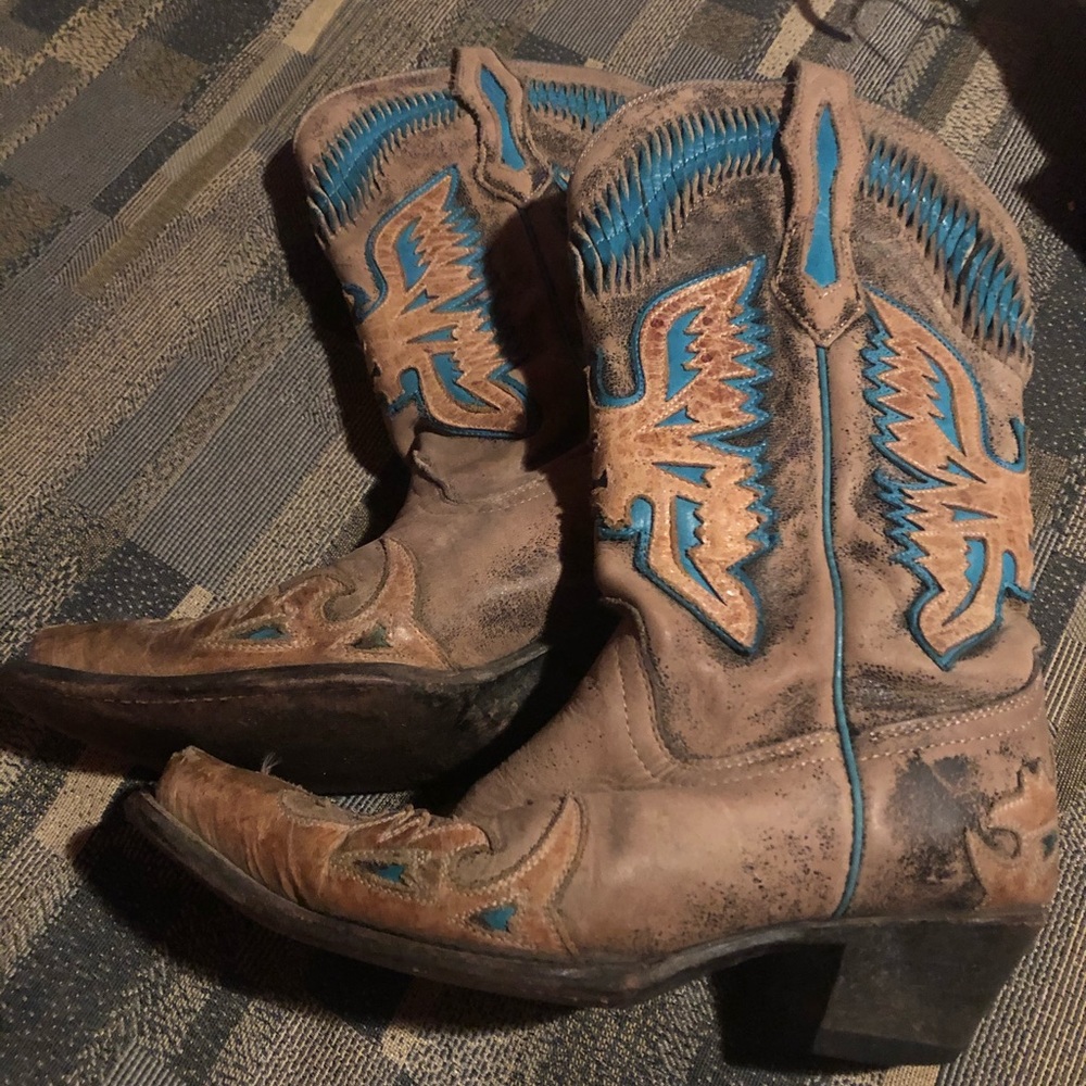 Corral Vintage Inspired Eagle Cowboy Boots